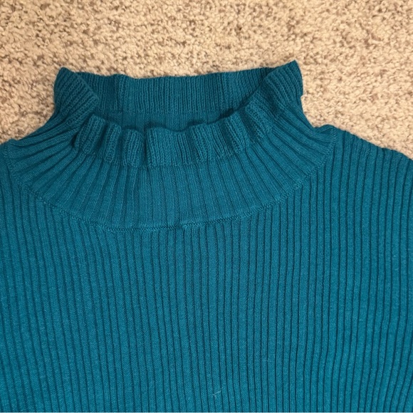 CeCe Mock Neck Puff Shoulder Teal Sweater, NWT - Picture 4 of 6